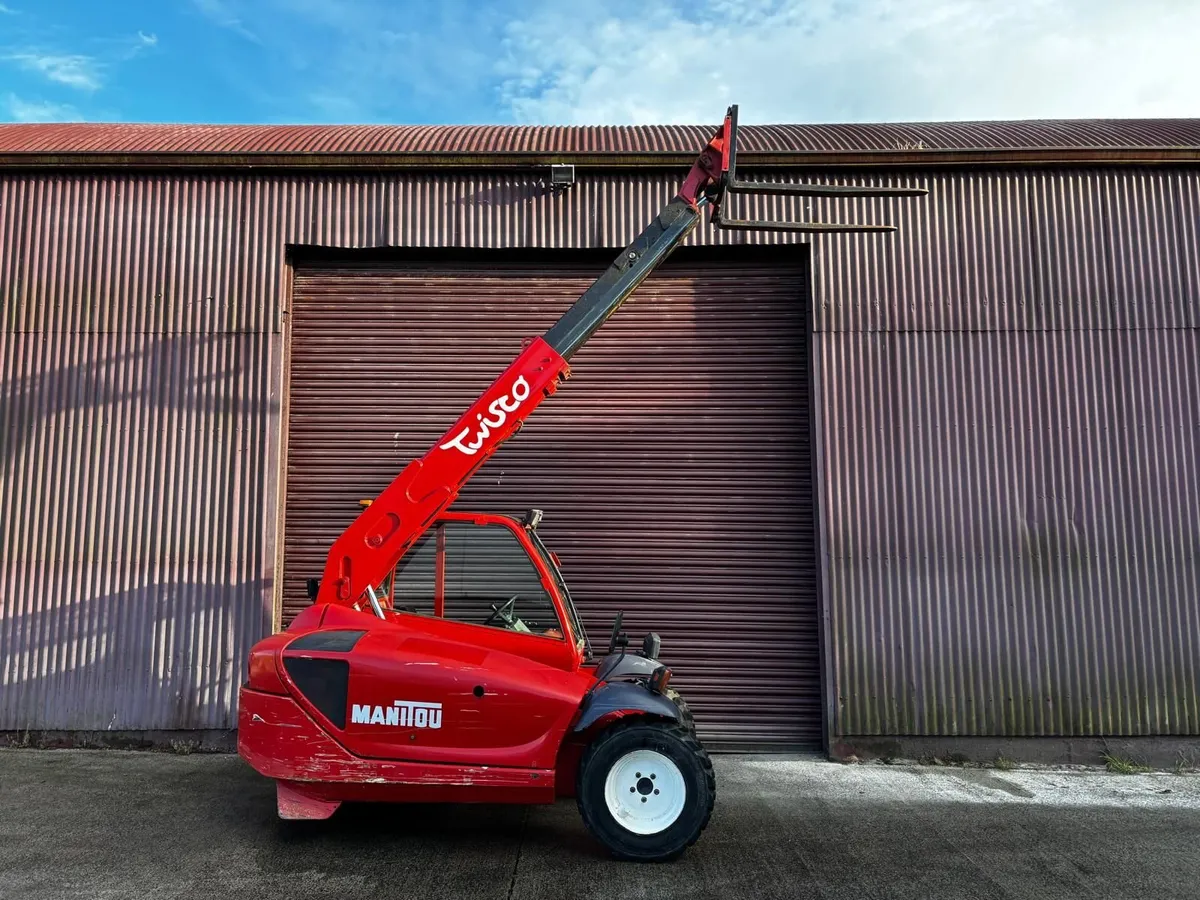 Manitou Twisco Compact Telescopic Forklift - Image 4