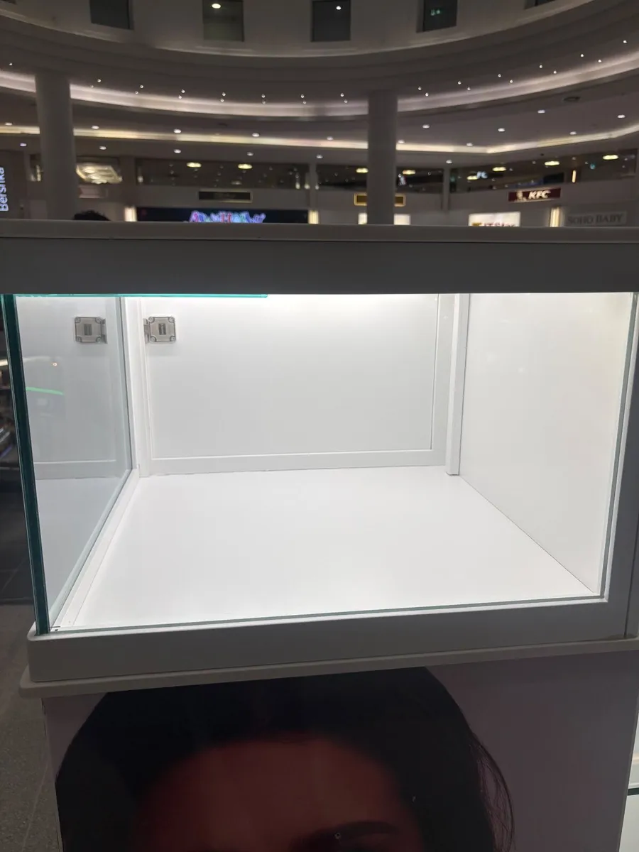 Kiosk - Image 1