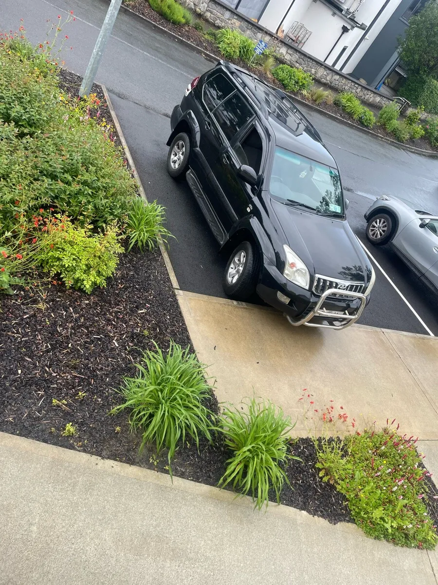 Toyota landcruiser - Image 1