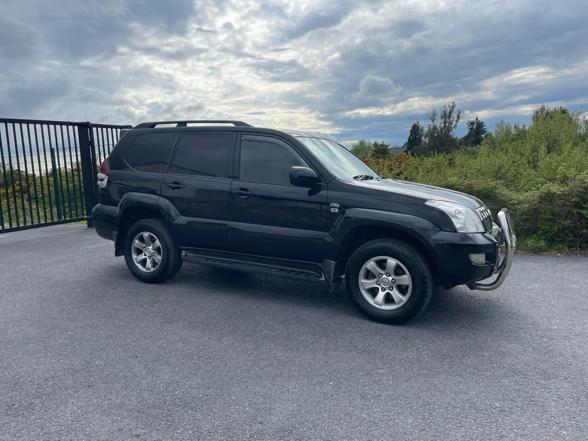 Toyota landcruiser - Image 2