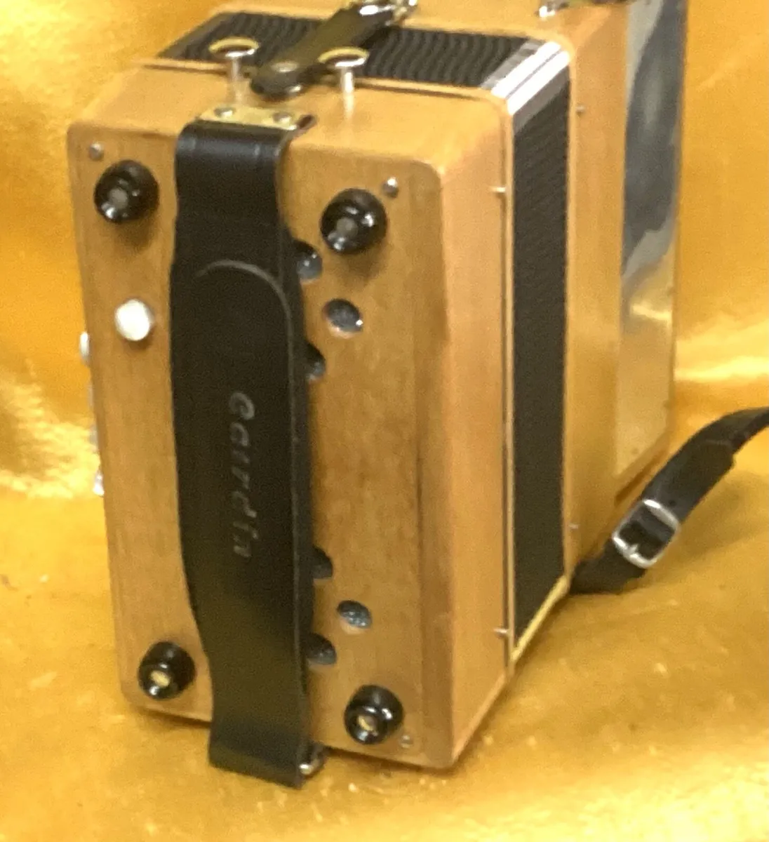 CAIRDIN D/C 3 VOICE MINI DE-LUXE ACCORDION - Image 3