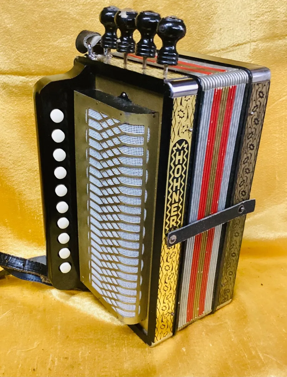 HOHNER HA114D KEY D 4 STOP MELODEON USED - Image 1