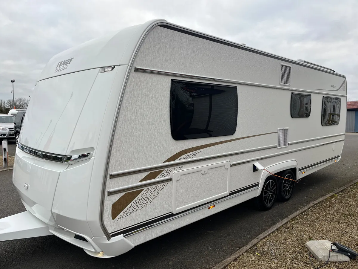 2023 FENDT PALACE 650 5/6 BERTH LUX CARAVAN - Image 3