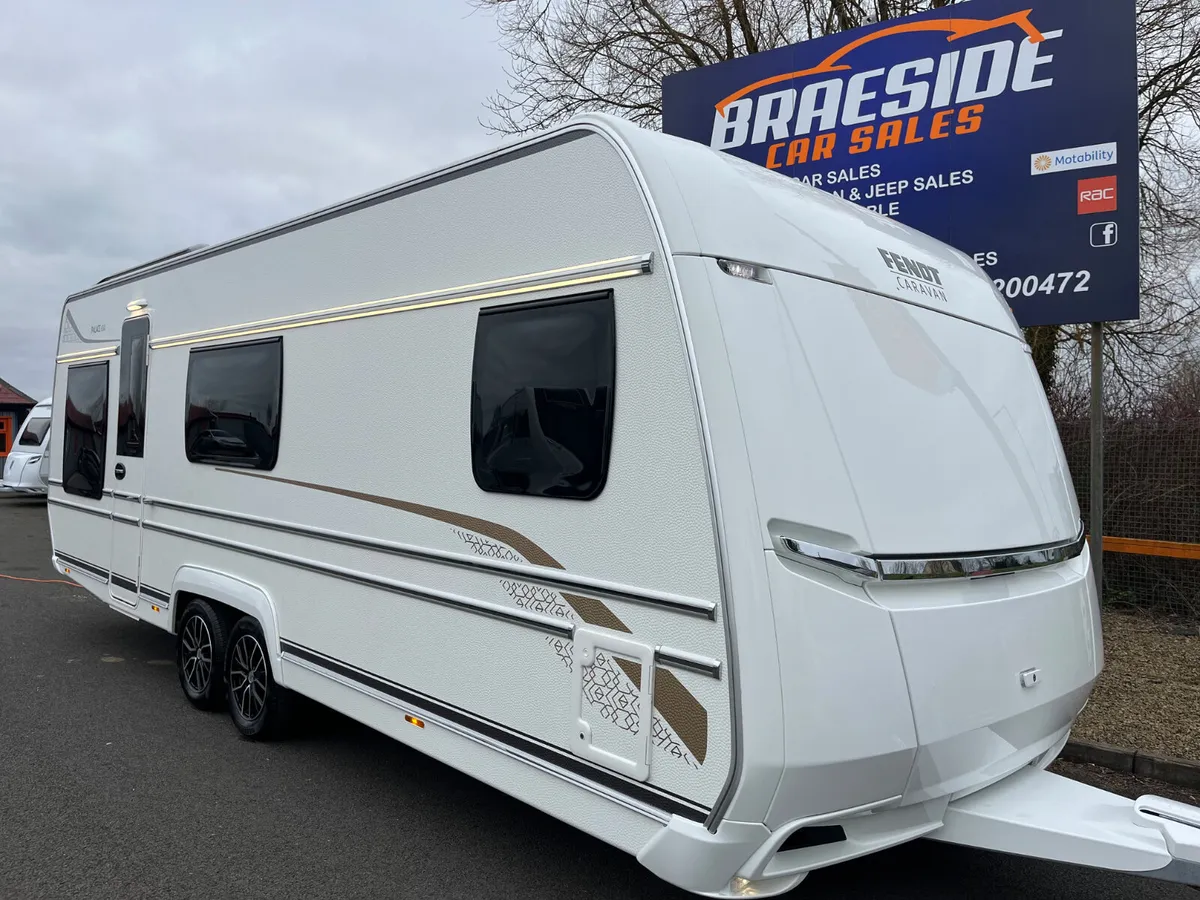 2023 FENDT PALACE 650 5/6 BERTH LUX CARAVAN - Image 1
