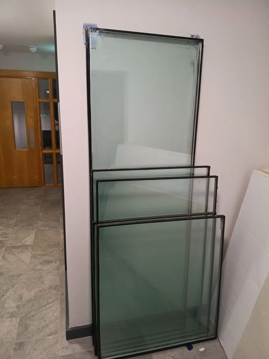 window glass - Image 4