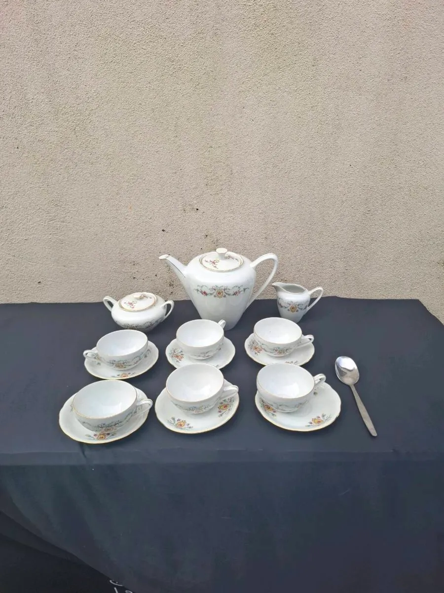 Floral china tea set - Image 2