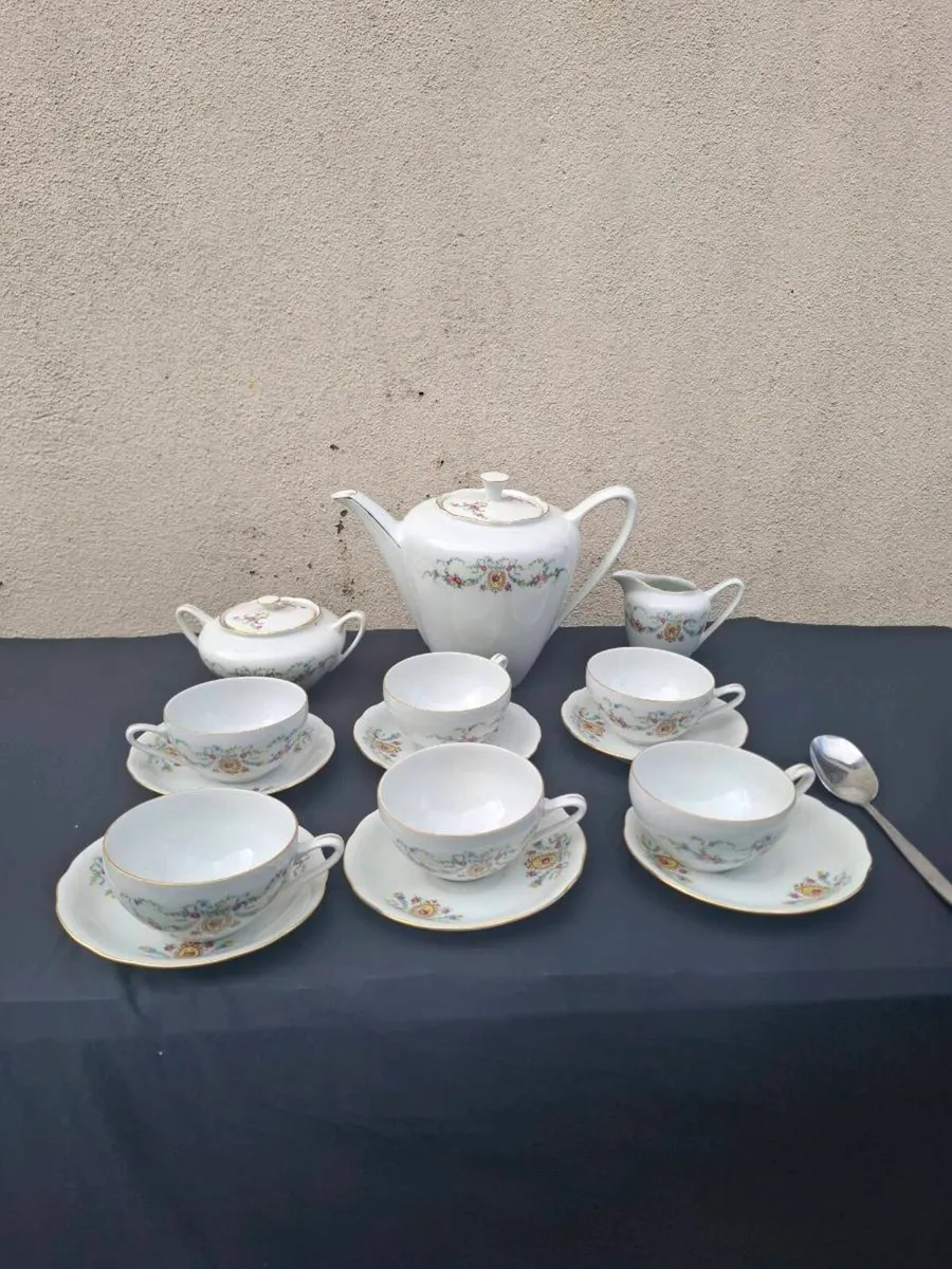 Floral china tea set - Image 4