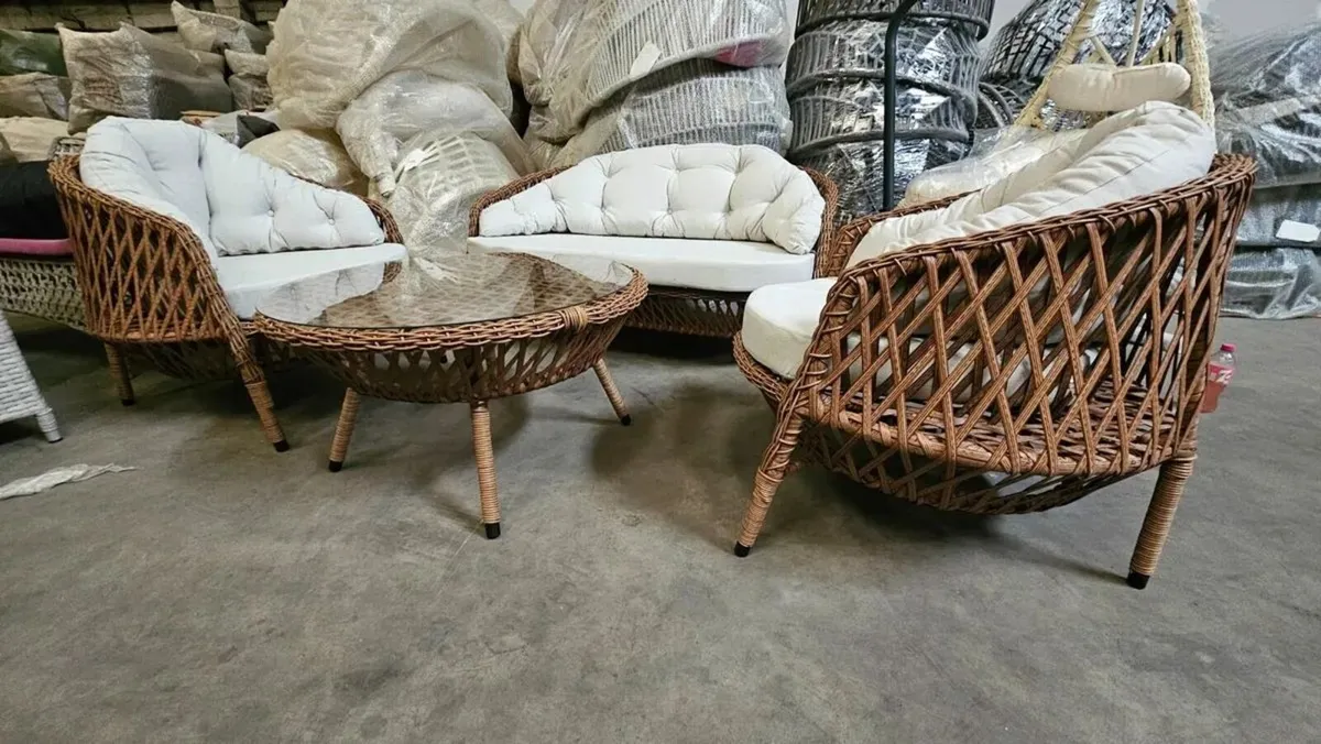 Garden furniture rattan brand new - Image 3