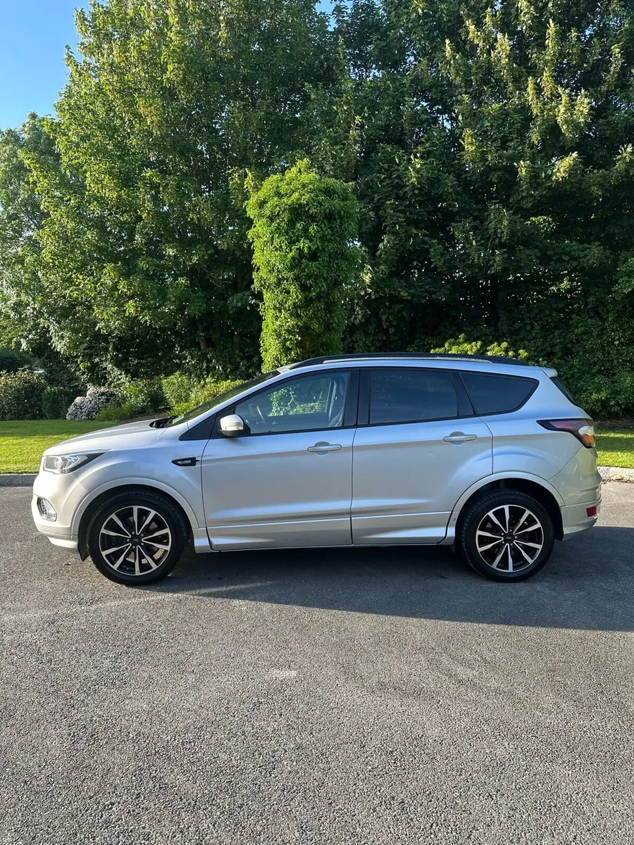 Ford Kuga STLine 1.5TDC - Image 4