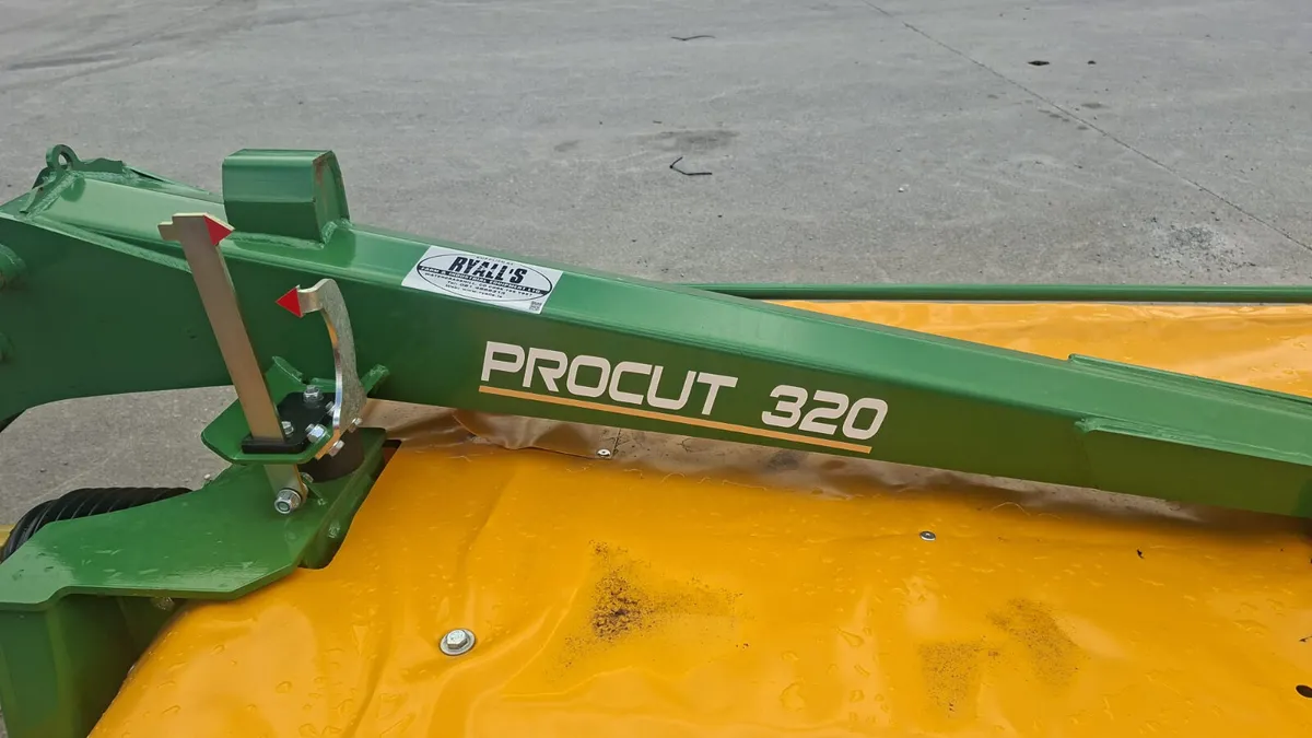 Malone ProCut 320 Mower NEW - Image 3
