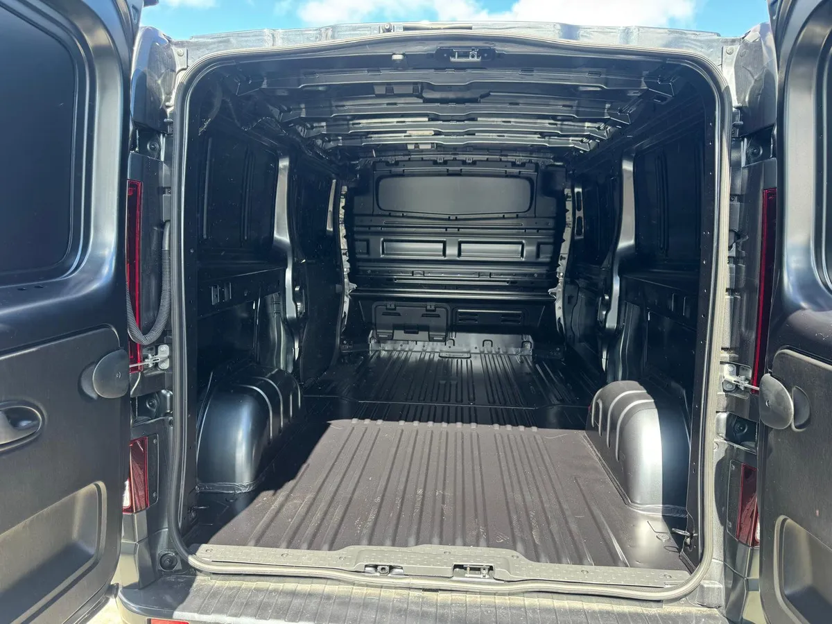 Renault Trafic 2026 new unused - Image 3