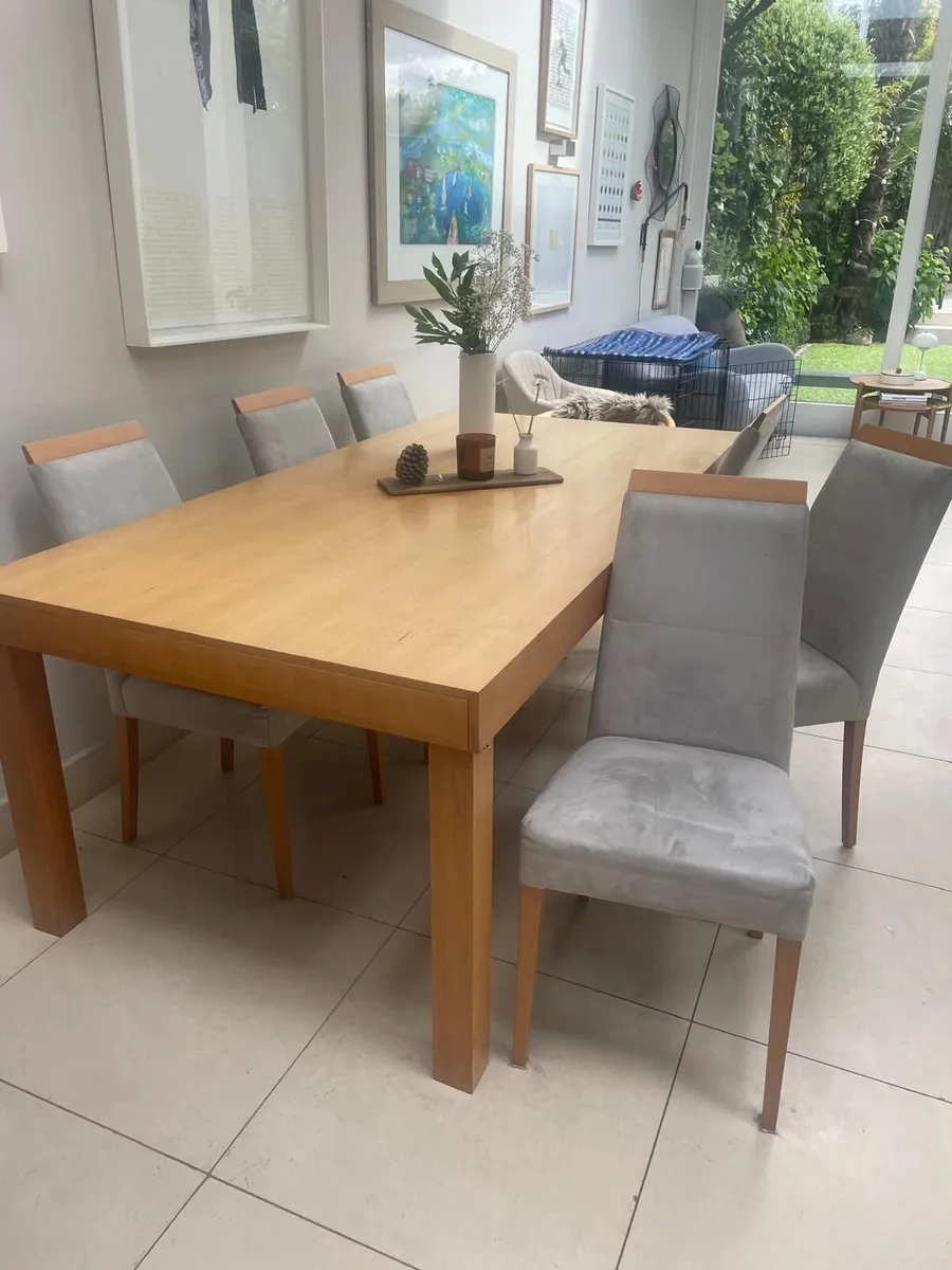 Stylish Dining Chairs x 8