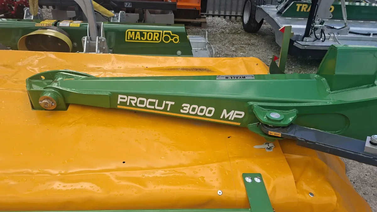Malone MP3000 Mower NEW - Image 2
