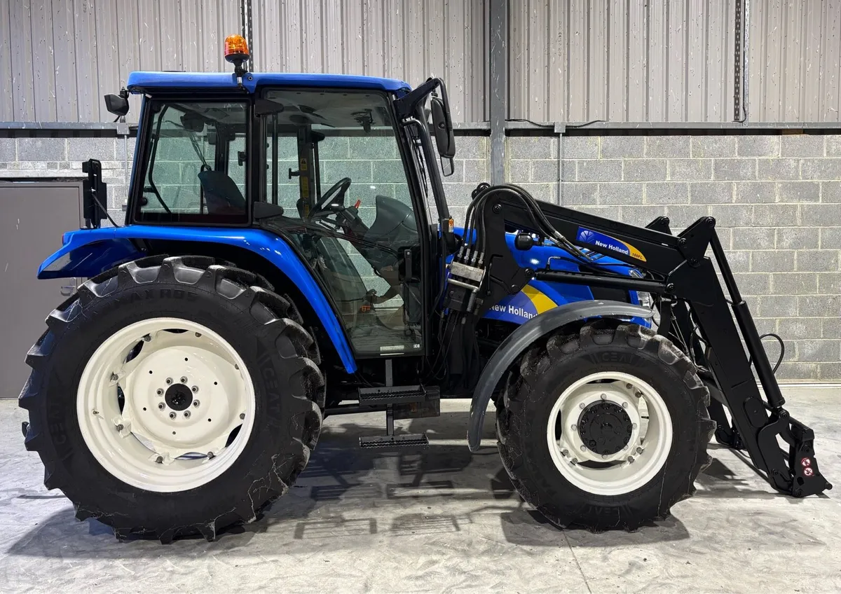 NEW HOLLAND TL100A c/w LOADER ** Full Spec** - Image 2