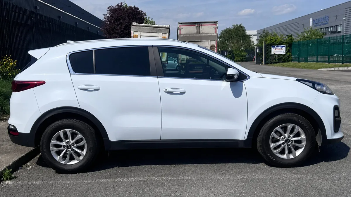 2022 Kia Sportage Mild Hybrid Commercial - Image 3