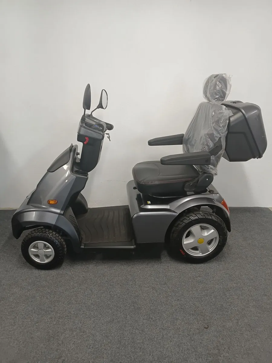 TGA Breeze S4 Mobility Scooter - Image 2