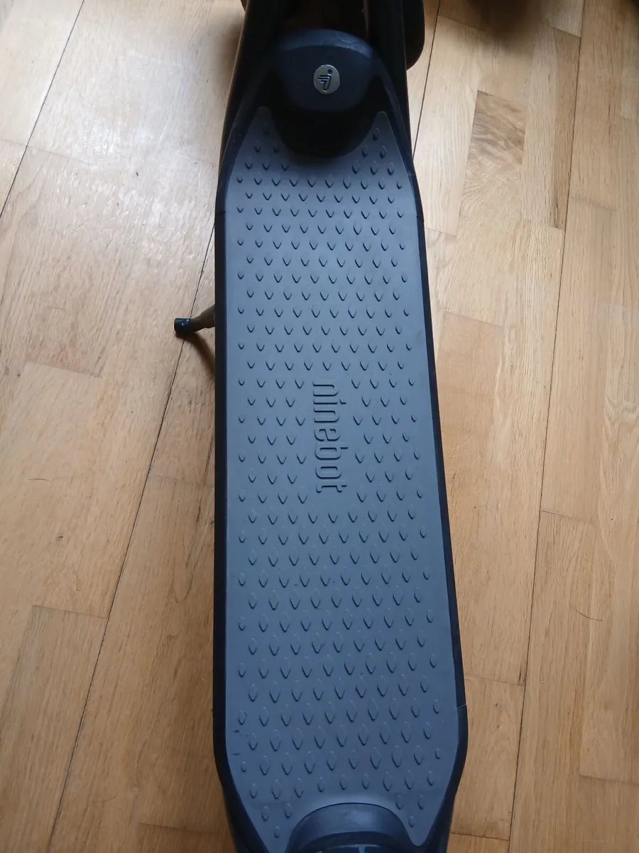 Electric scooter - Image 3