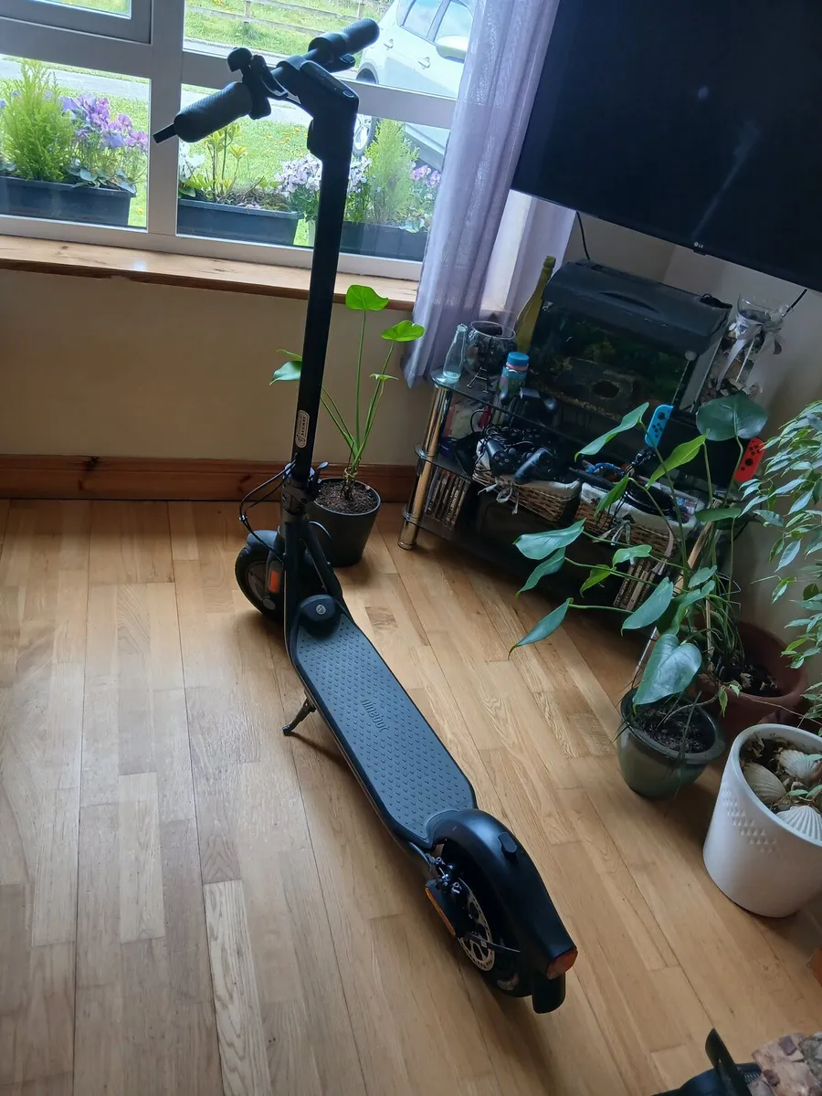 Electric scooter - Image 4