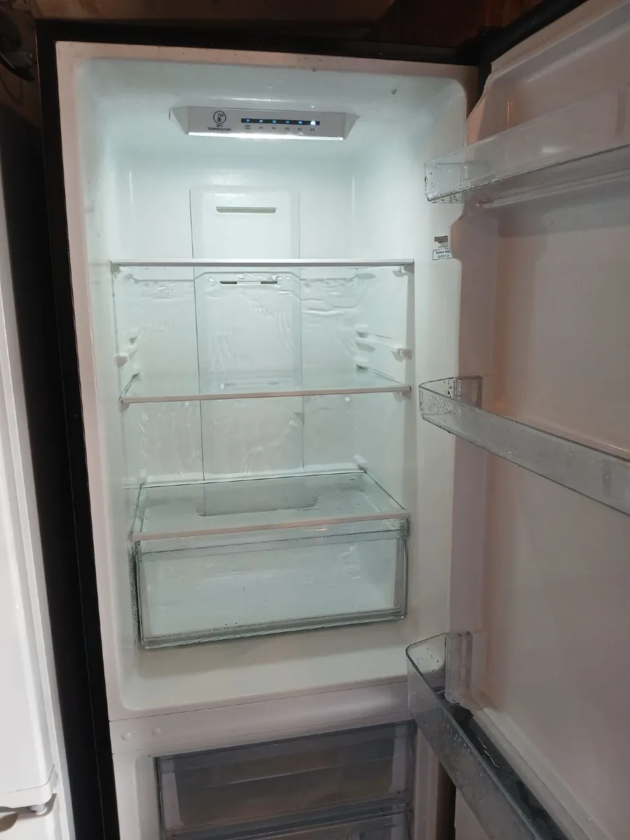 FRIDGE AND FREEZER - Image 2