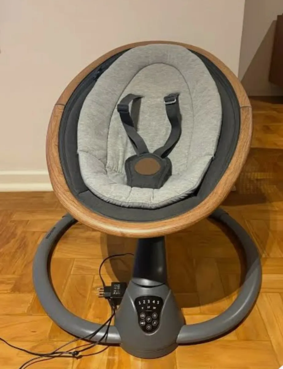 Maxi cosi cassia  rocker swing - Image 3