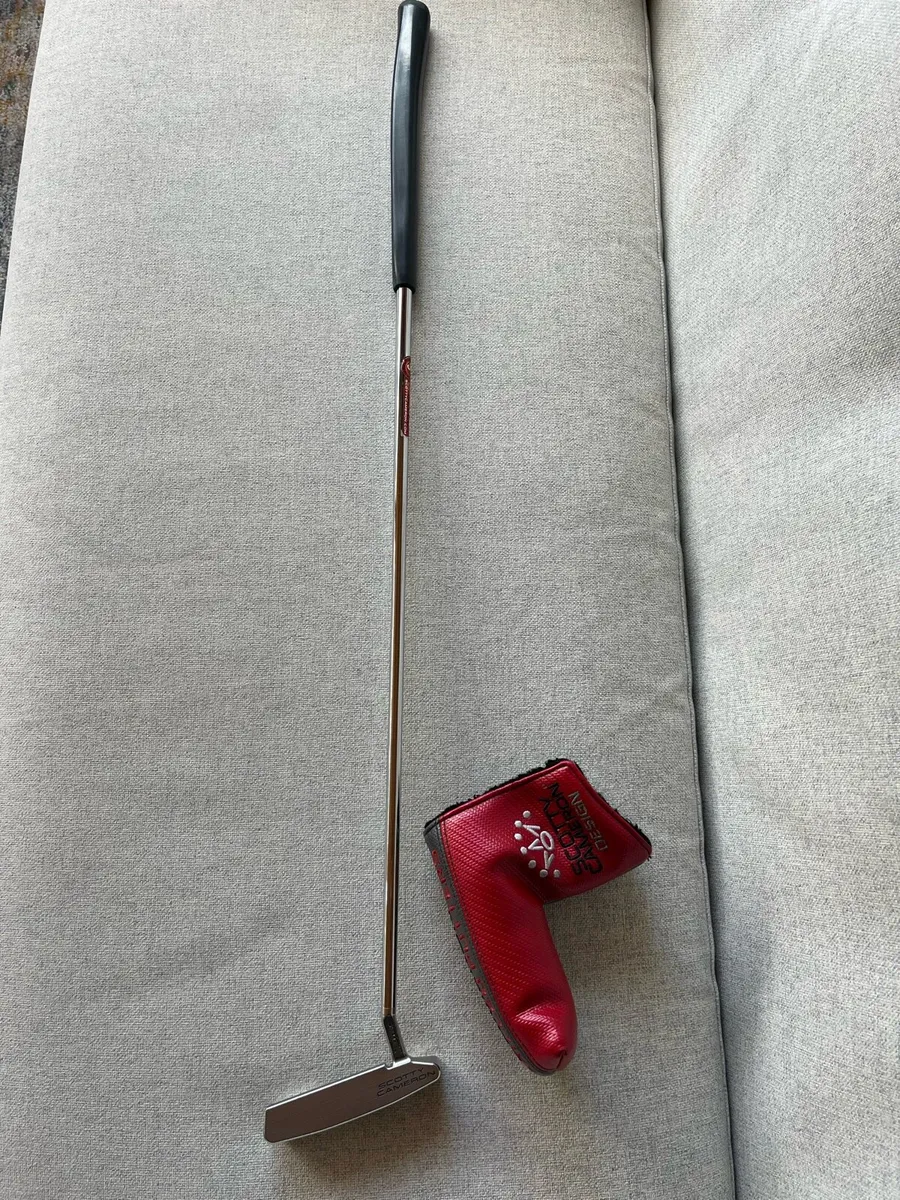 Scotty Cameron Special Select Newport 2.5 putter - Image 1