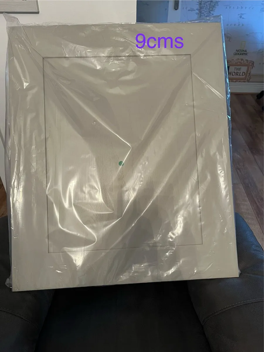 Kitchen cabinet door - Image 1