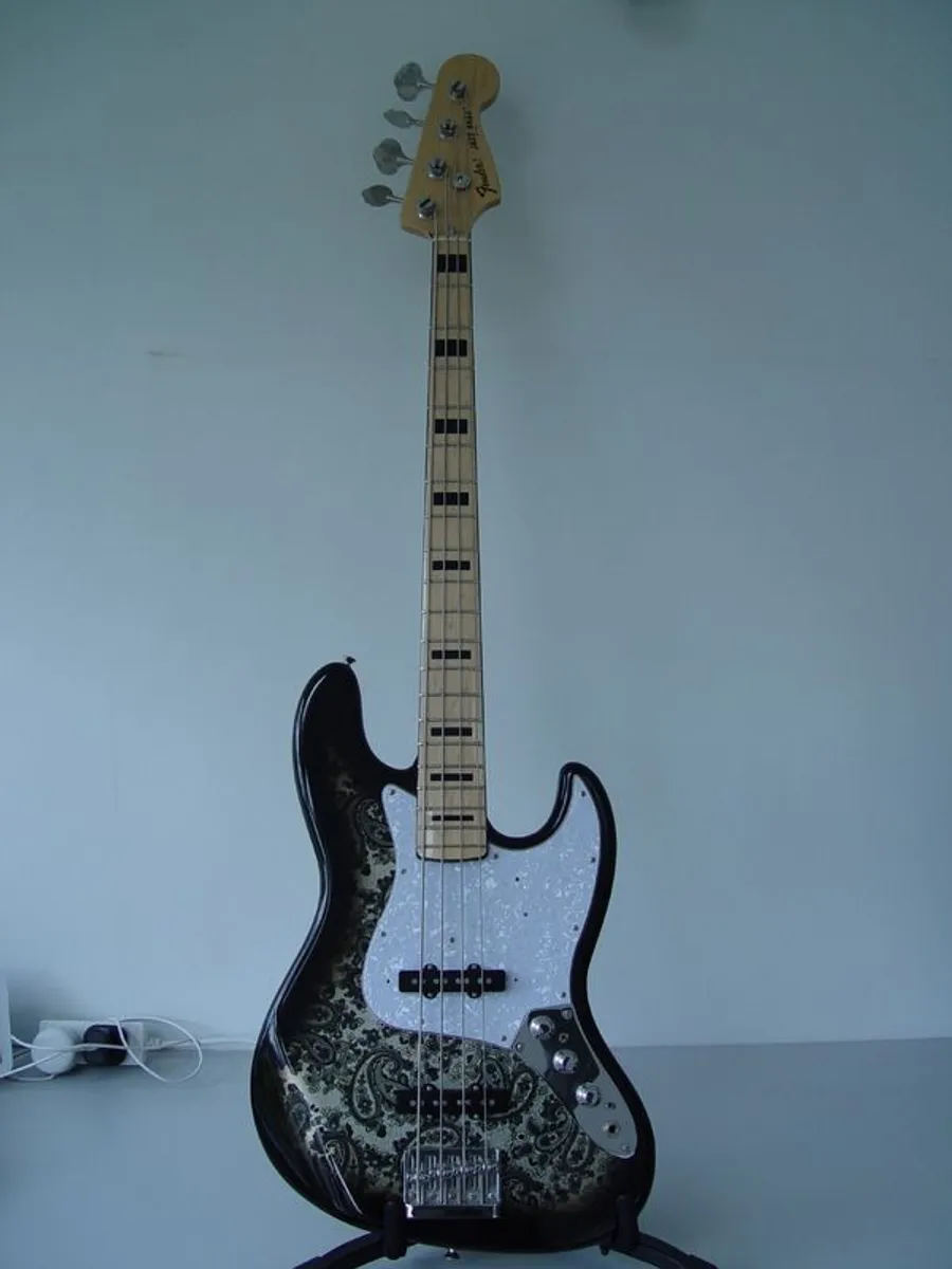 Fender  F.S.R Black Paisley Jazz Bass - Image 2