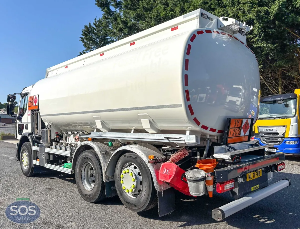 2022 Renault D Wide 320 DTI 8 Rigid Tanker - Image 3