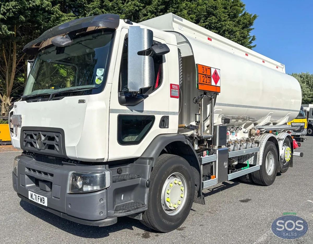 2022 Renault D Wide 320 DTI 8 Rigid Tanker - Image 1