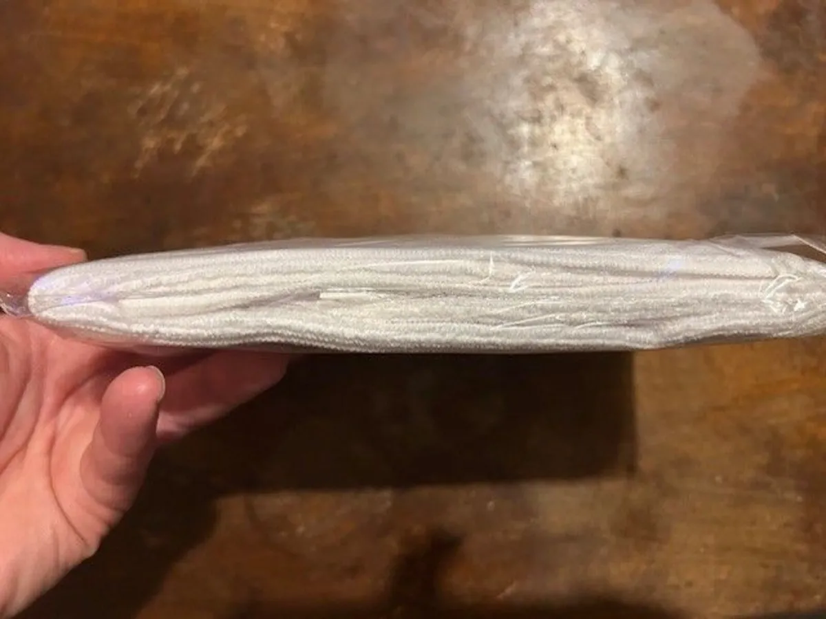 4,500 New Individually Wrapped Microfiber Hand Tow - Image 2