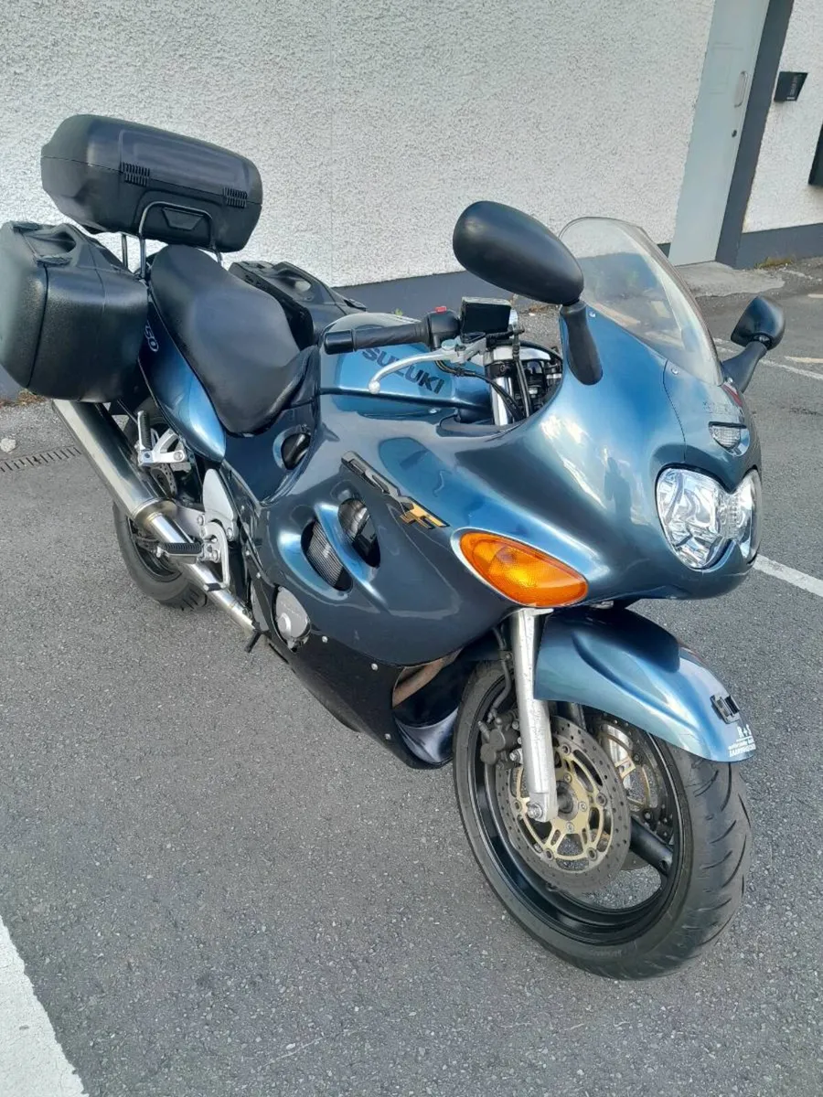 Suzuki Gsx750f 2002 , full luggage - Image 4