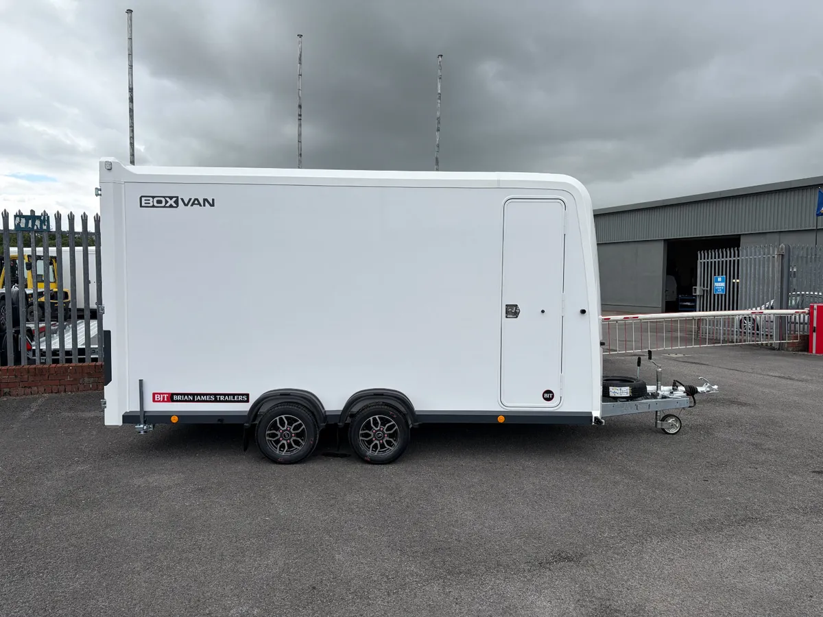 New Brian James Box Van 4m - Image 3