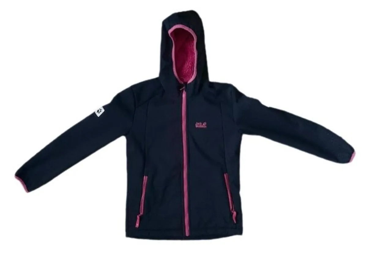 Girls Jack Wolfskin Hoodie Jacket: Size 152cm / ap - Image 2