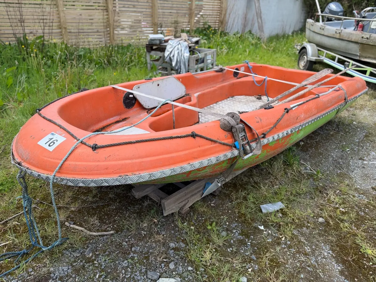 APPROX. 16ft FUN YAK BOAT - Image 4