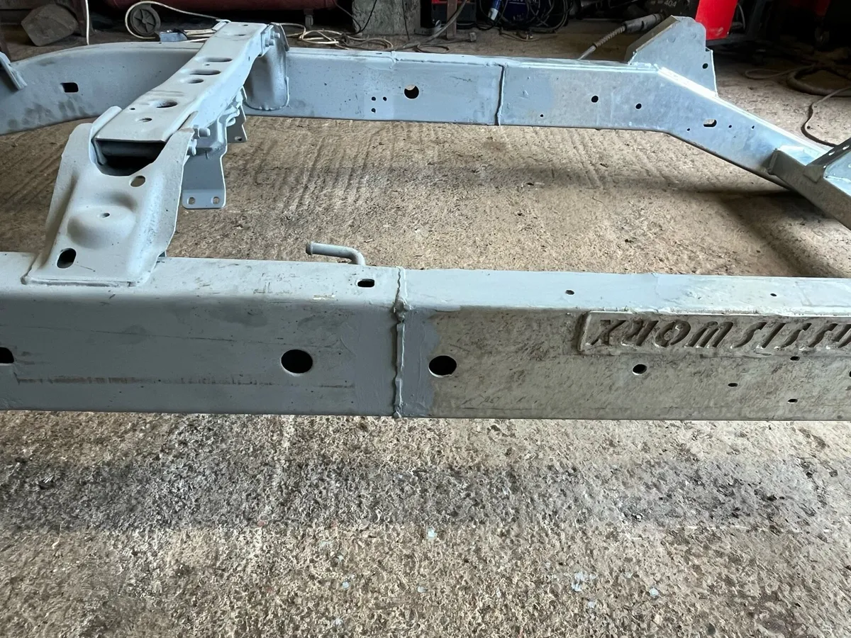 SWB Landcruiser Chassis - Image 4