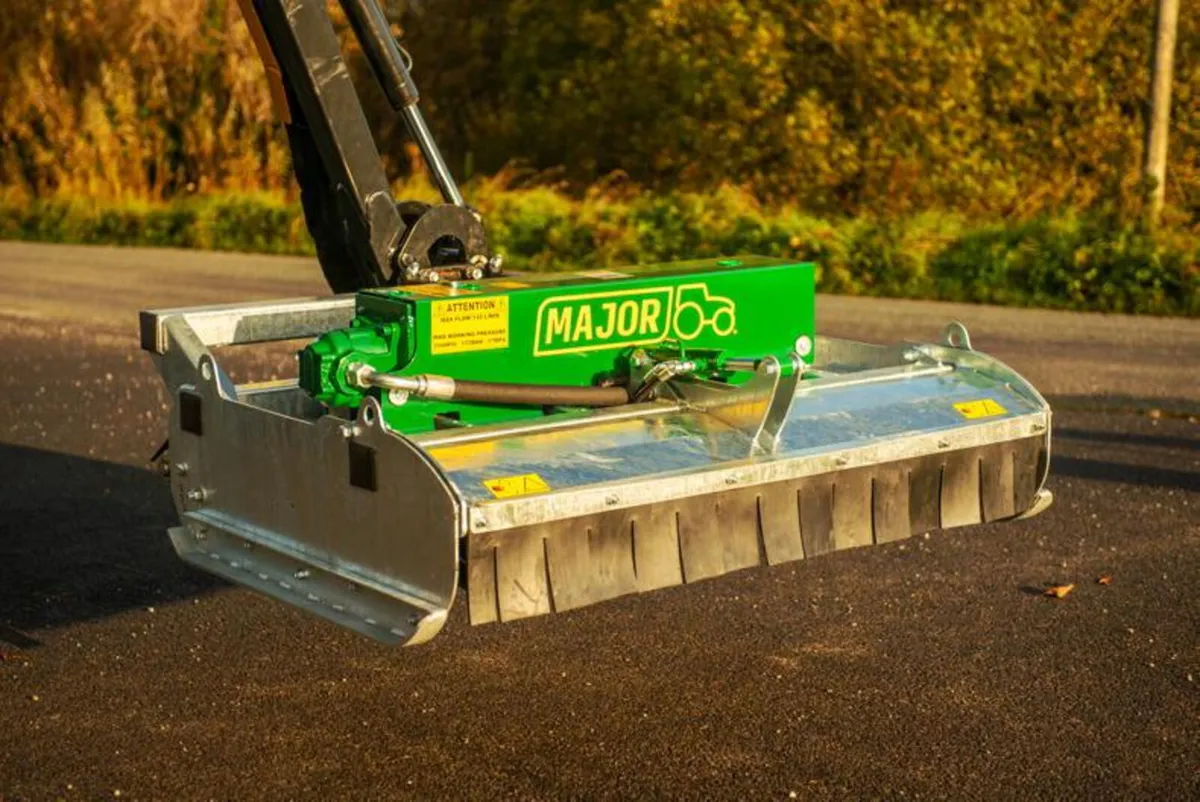 Major Hedge Mulcher MJ39-143-D
