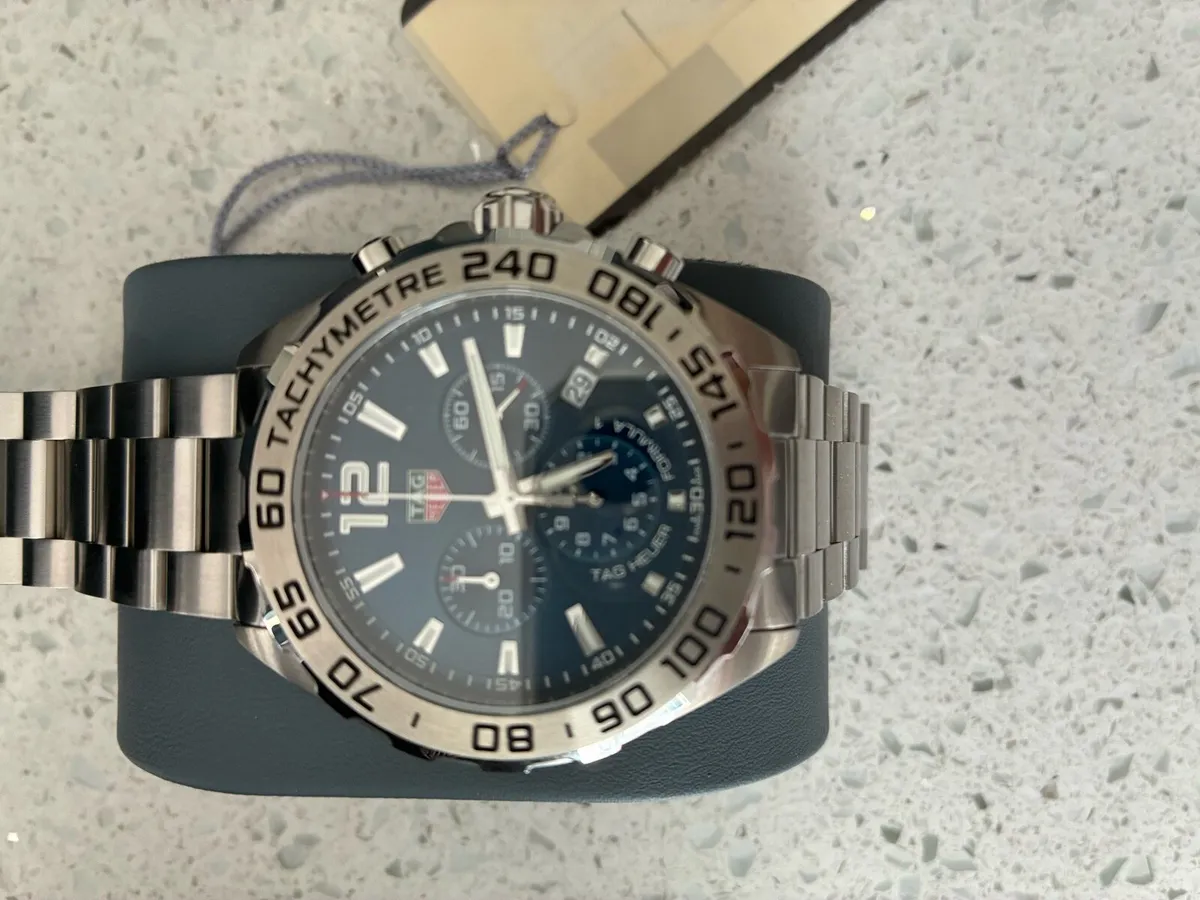 Brand new Tag Heuer Quartz watch 43mm - Image 3