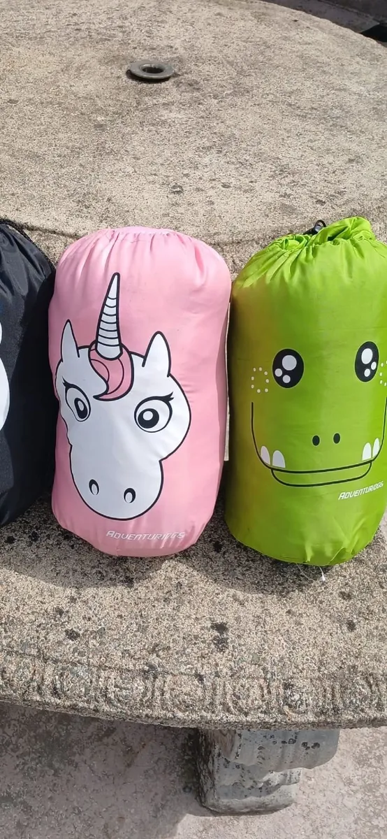 Sleeping bags - Image 1