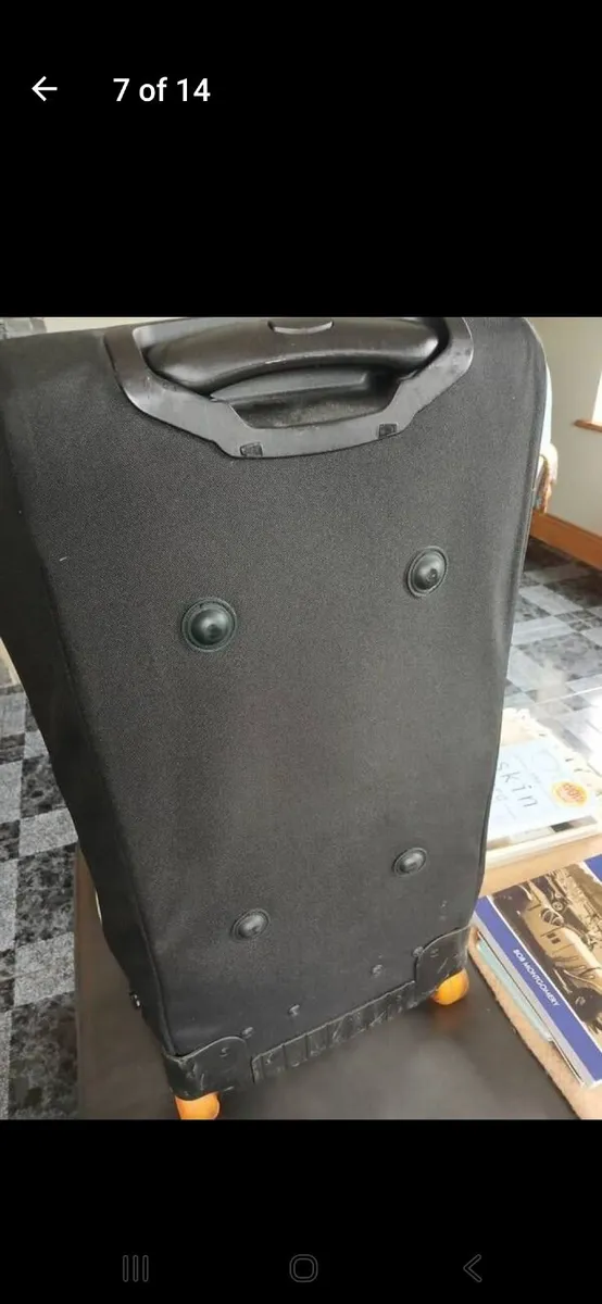 Luggage bag on wheels - Image 2