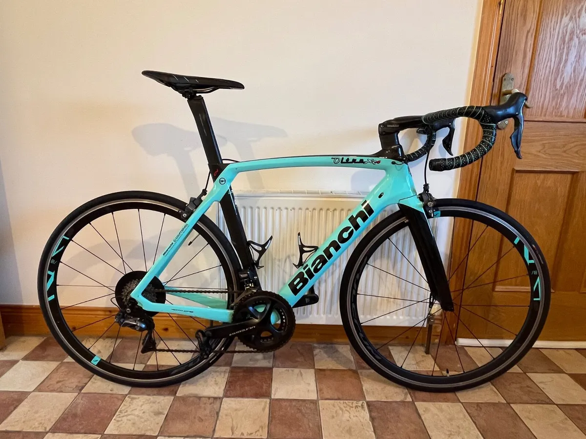 2020 Bianchi Oltre XR4 Ultegra Di2 Rim brakes - Image 1