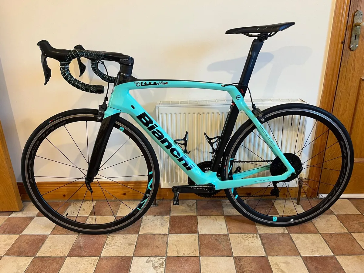 2020 Bianchi Oltre XR4 Ultegra Di2 Rim brakes - Image 2