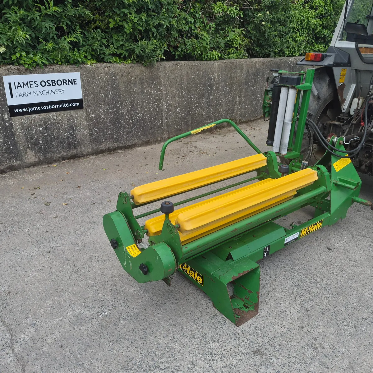 McHale 995LM Small Square Bale Wrapper - Image 2