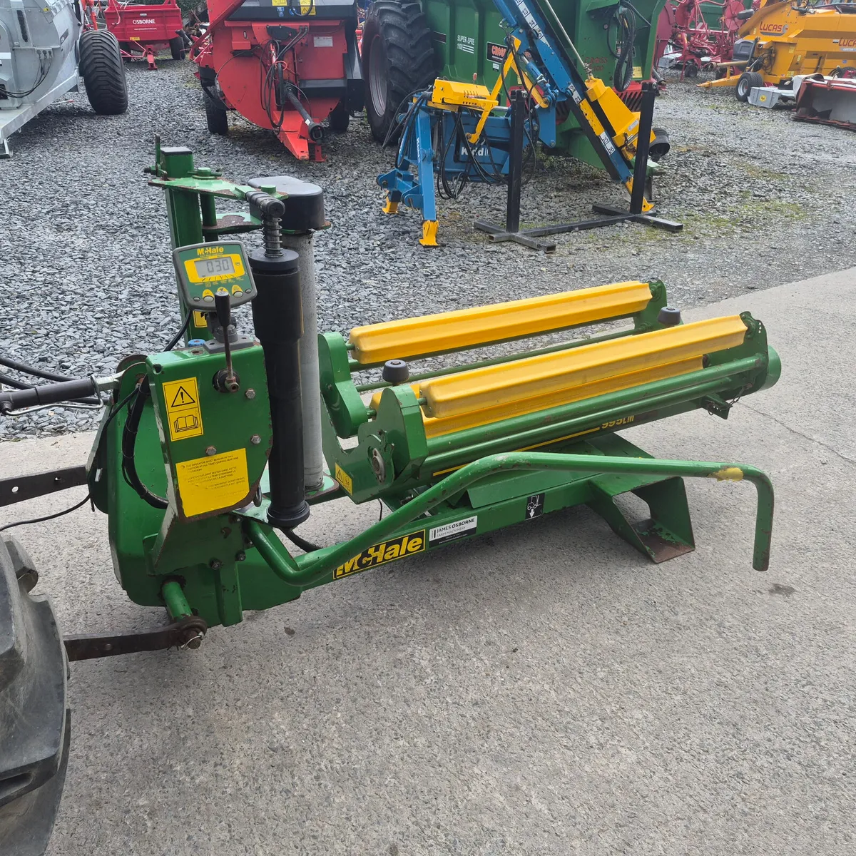 McHale 995LM Small Square Bale Wrapper - Image 4
