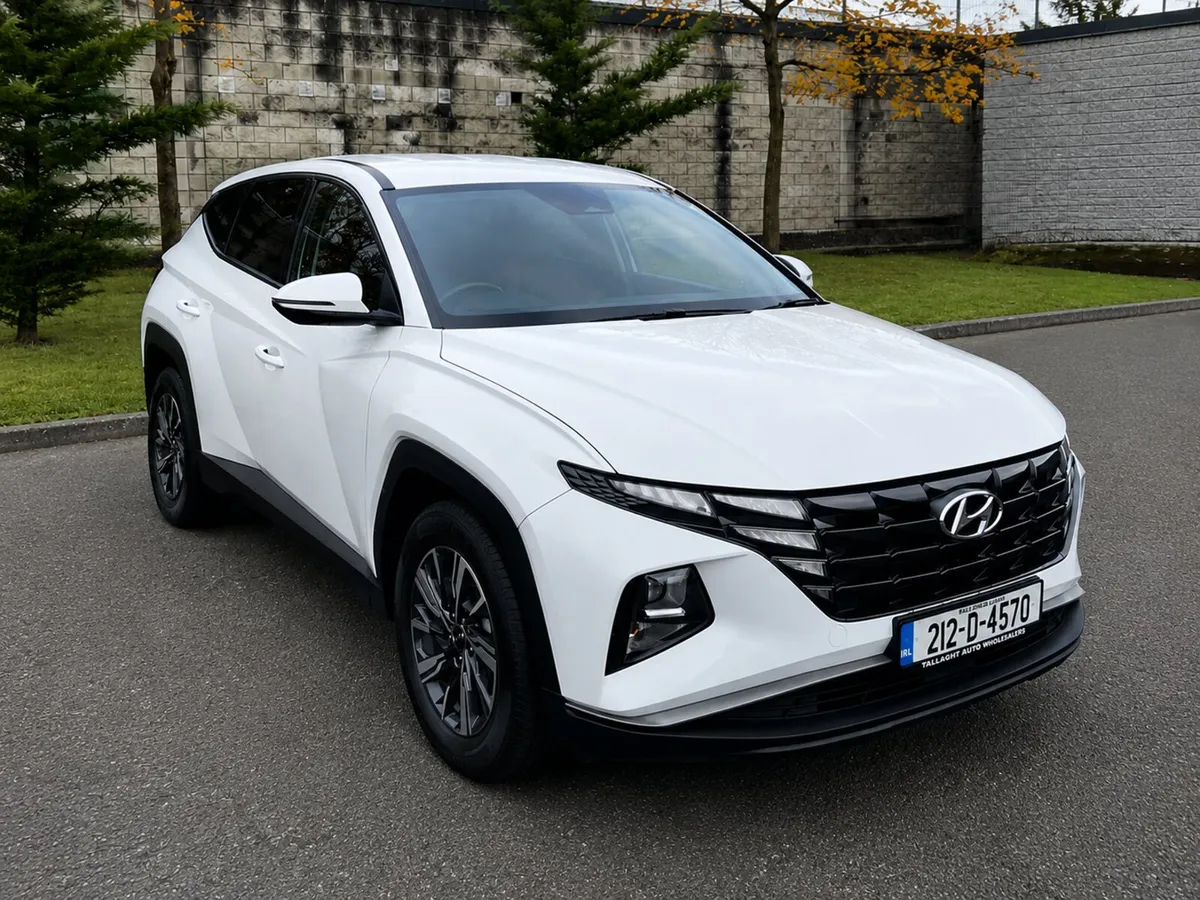 2021 Hyundai Tucson Comfort Plus Commercial - Image 1