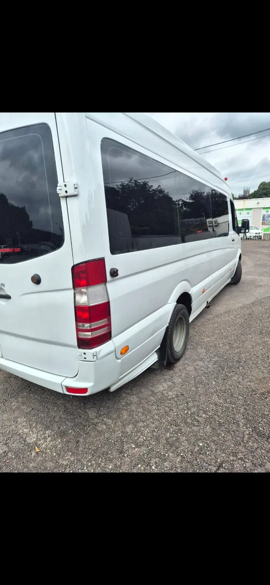 18 seater sprinter - Image 4