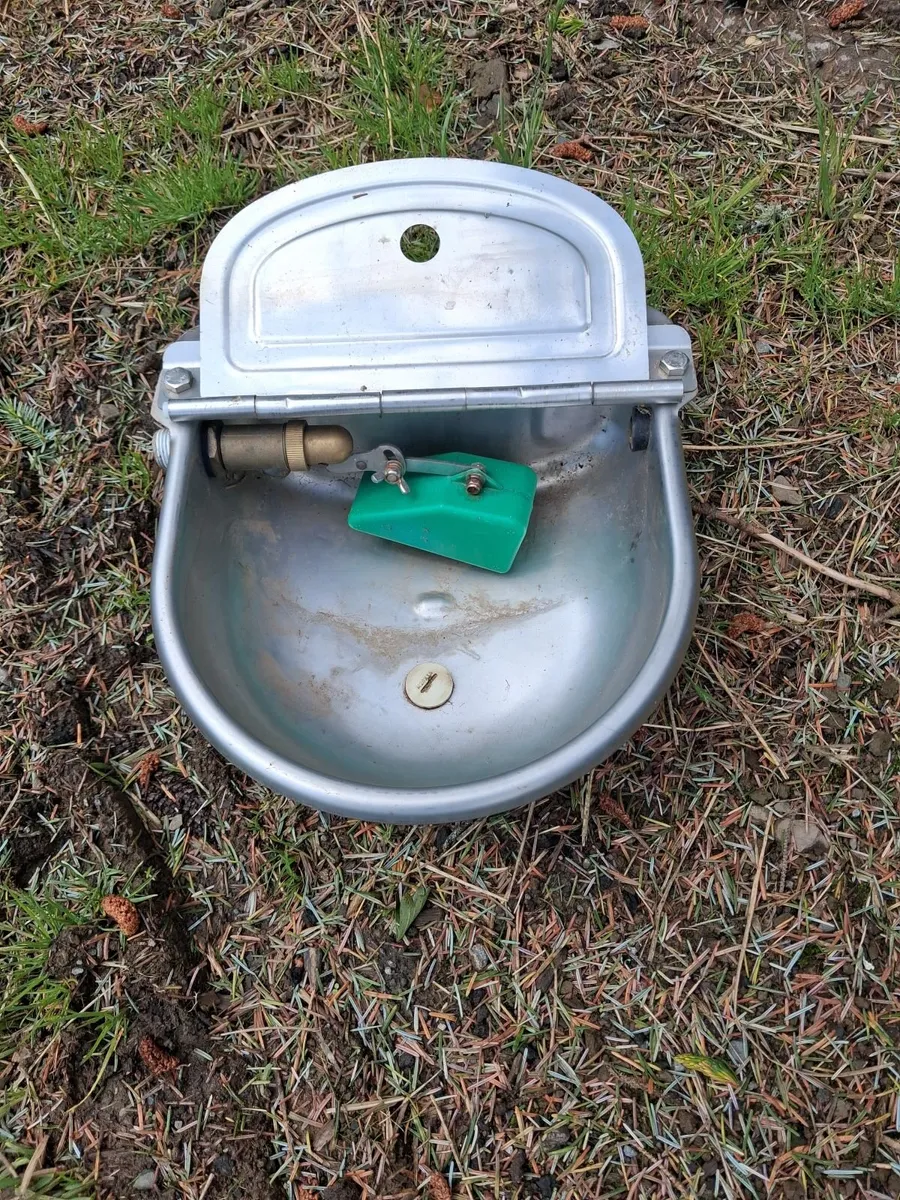 Auto fill water trough - Image 2