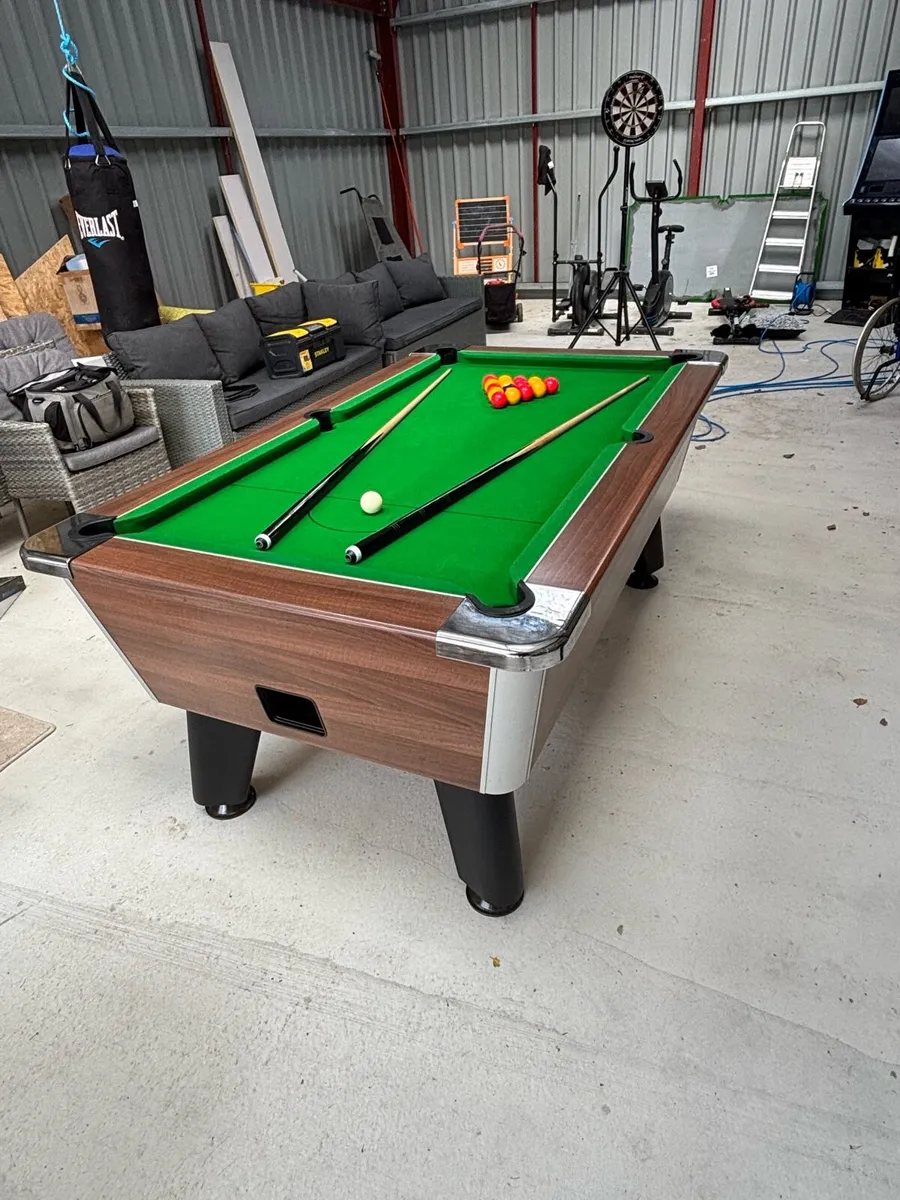 Pool Table - Image 4