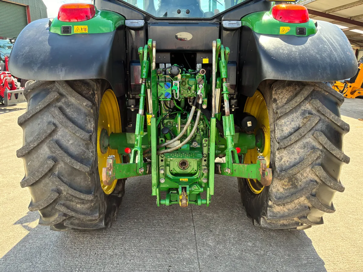 John Deere 6110M - Image 2