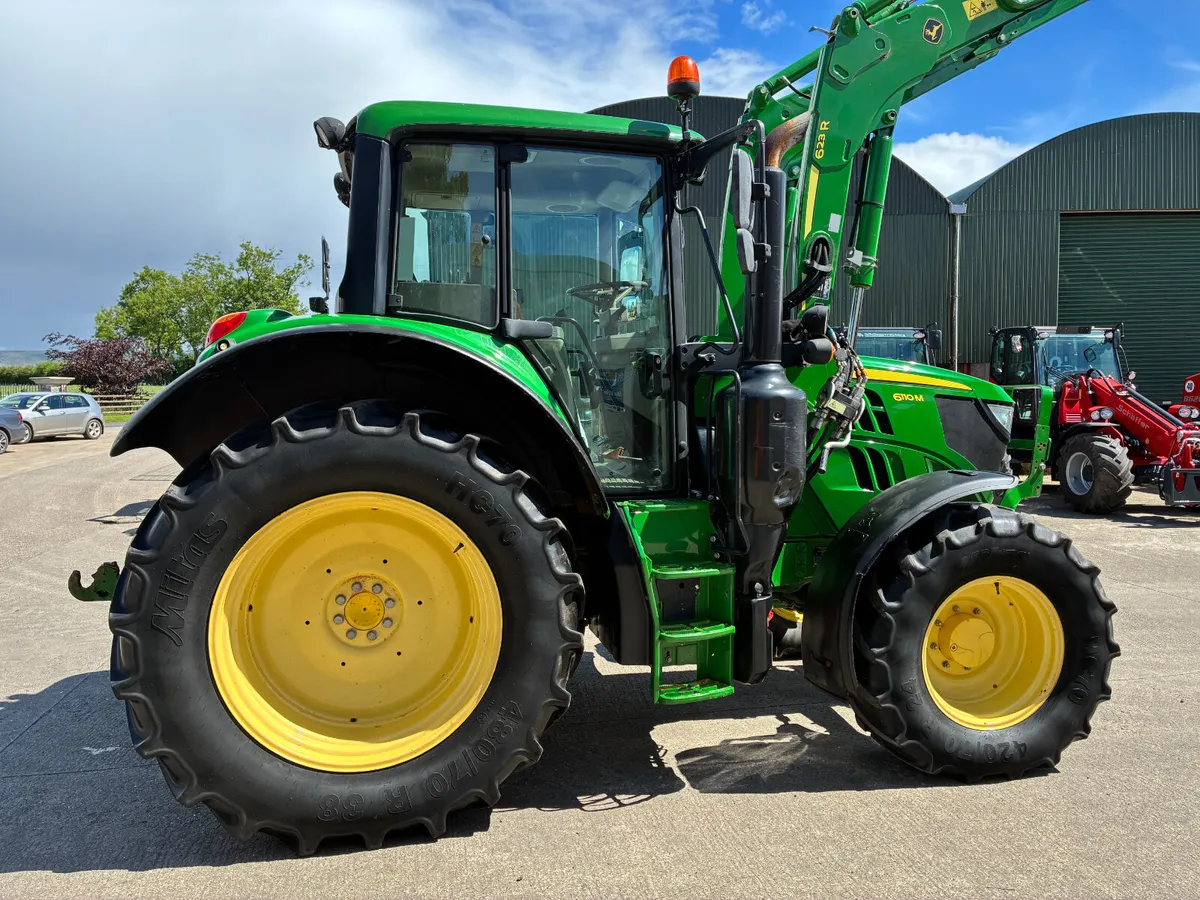 John Deere 6110M - Image 3