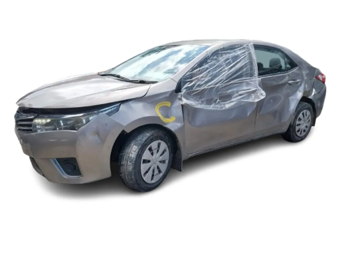 2014 TOYOTA COROLLA For Breaking/Dismantling - Image 3